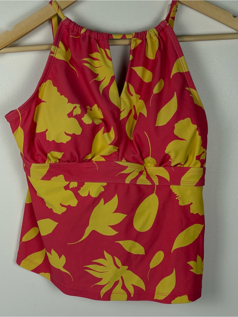 George Women’s Pink Yellow Tropical Floral Halter Tankini Top Size Medium